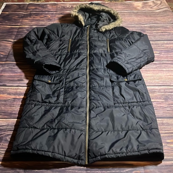 Just Fab Puffer Coat - Picture 1 of 9